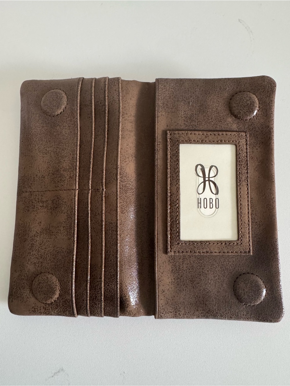 Hobo Gold Leaf Lumen Continental Wallet - Picture 4 of 6